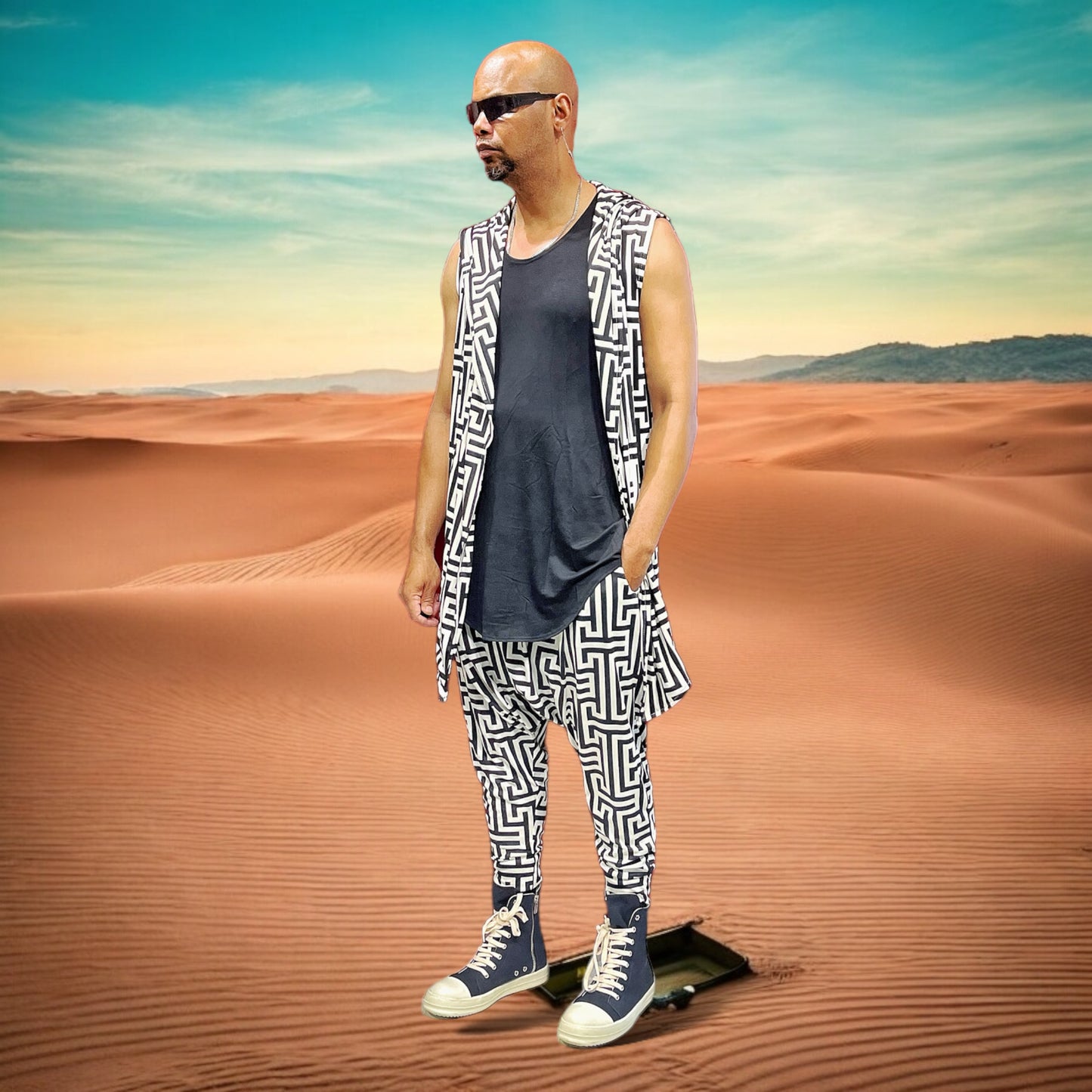 Blk/Wht Maze Print Festival Joggers (Pants)