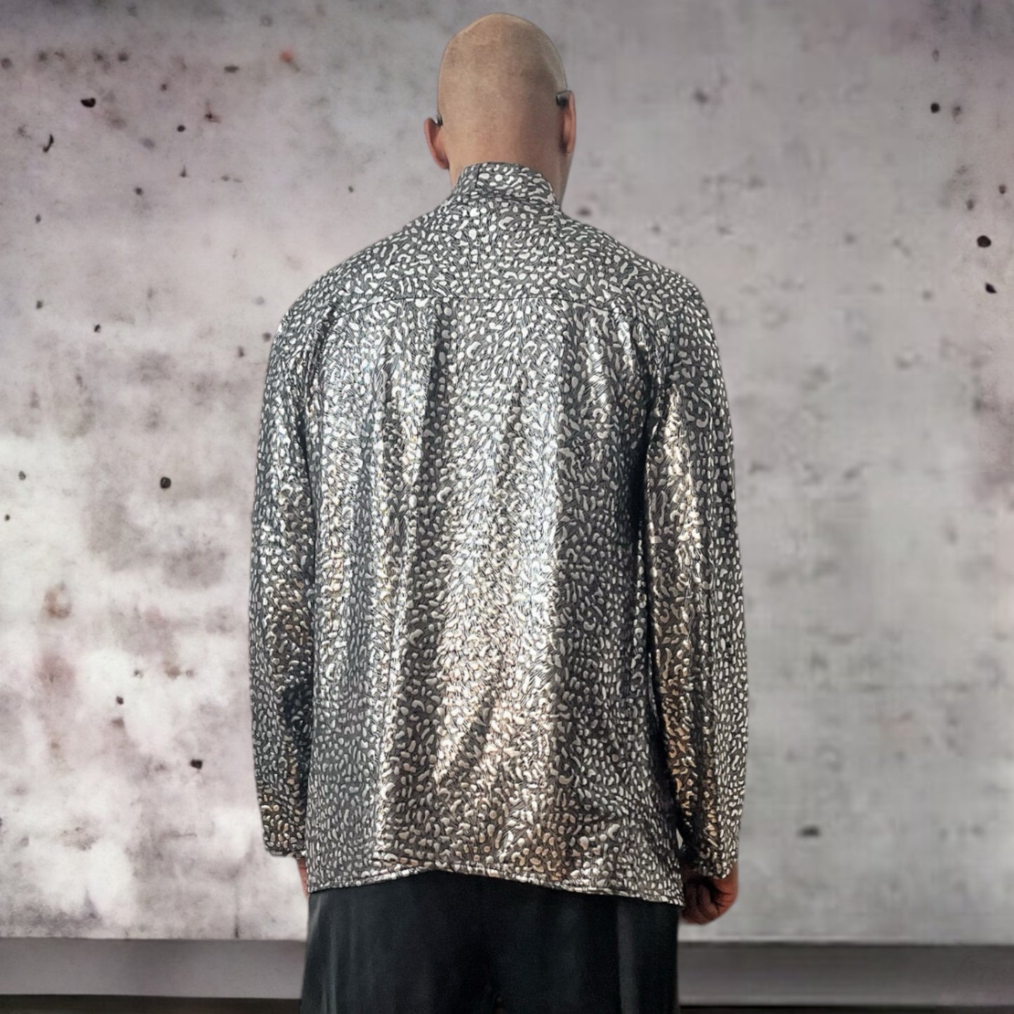 Silver Metallic Galaxy Cheetah Print Mens Kimono Shirt Jacket Perfect For Night Out DJ Outfit Festival Wear | Long Sleeve Tie Front